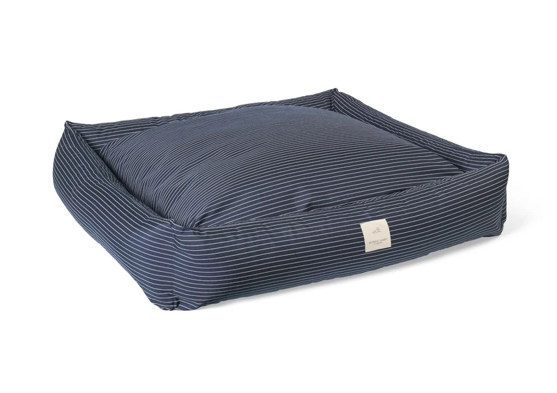 Fossflakes - PetBed Large 90x100 Navy Pinstripe - (PET-BED-090-100-103)