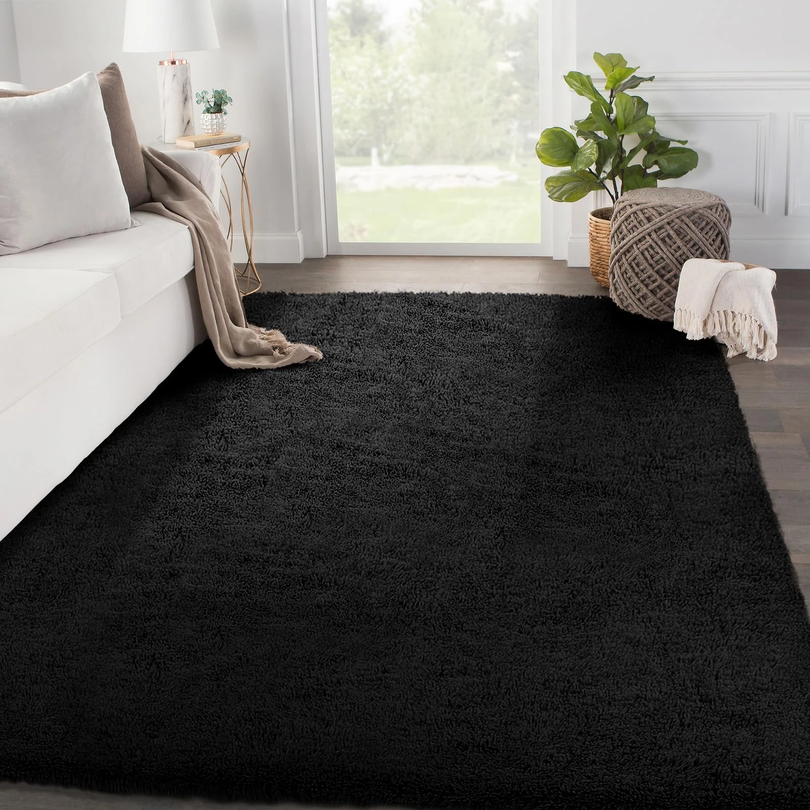SOANNY Living Room Area Rug, 80x150 cm Small Soft Fluffy Shaggy Solid Carpet for Bedroom Dorm Nursery Bedside Kids Room Lounge Office, Non-Slip, Washable Throw Rug for Home Decor, Black