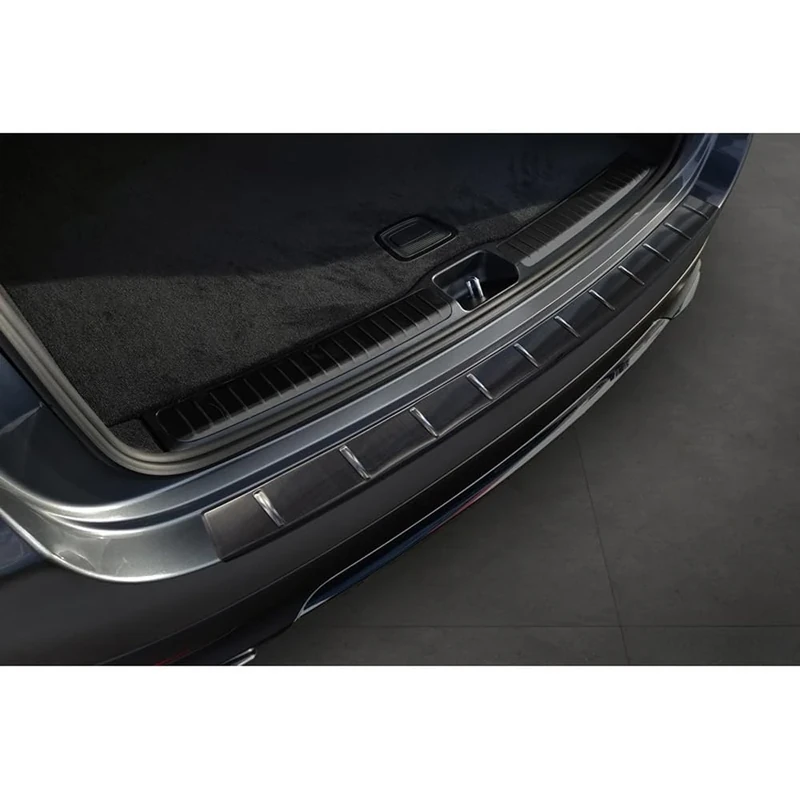 Avisa Black Stainless Steel Rear bumper protector compatible with Mercedes GLE II (W167) Facelift excl. AMG 2023- 'Ribs'