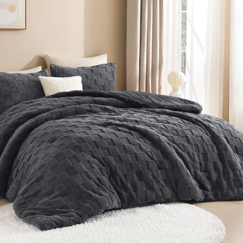 Litanika Fluffy Full Size Comforter Set Dark Grey, 3 Pieces Warm Sherpa Fleece Winter Bedding Set, Jacquard Checkered Plush Fuzzy Bed Set(1 Comforter, 2 Pillowcases)
