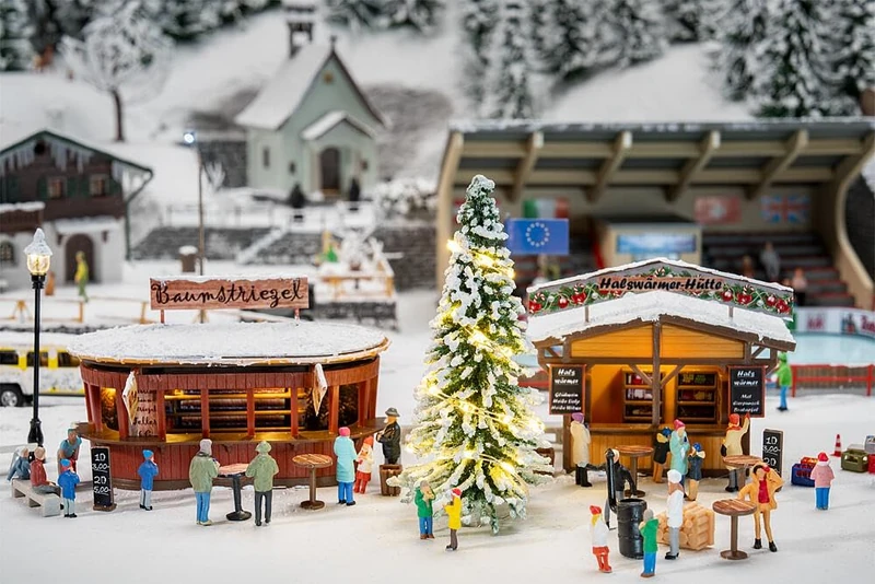 FALLER 134006 H0 2 Christmas Market Stalls with Illuminated Christmas Tree Gauge H0