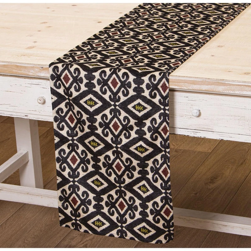 Alexandra House Living Multicoloured Table Runner 33 x 180 cm Rectangular