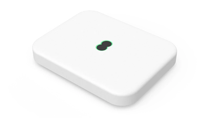 EE Unlocked 5G WiFi 2 EE62D Wireless Router White (Renewed)