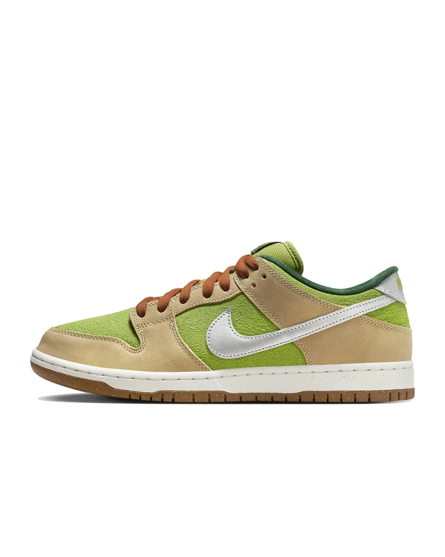 NIKE SB Dunk Low Pro Sneaker - Image 1