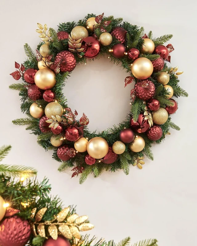 Pre-Lit Decorated Wreath, Burgundy/Gold