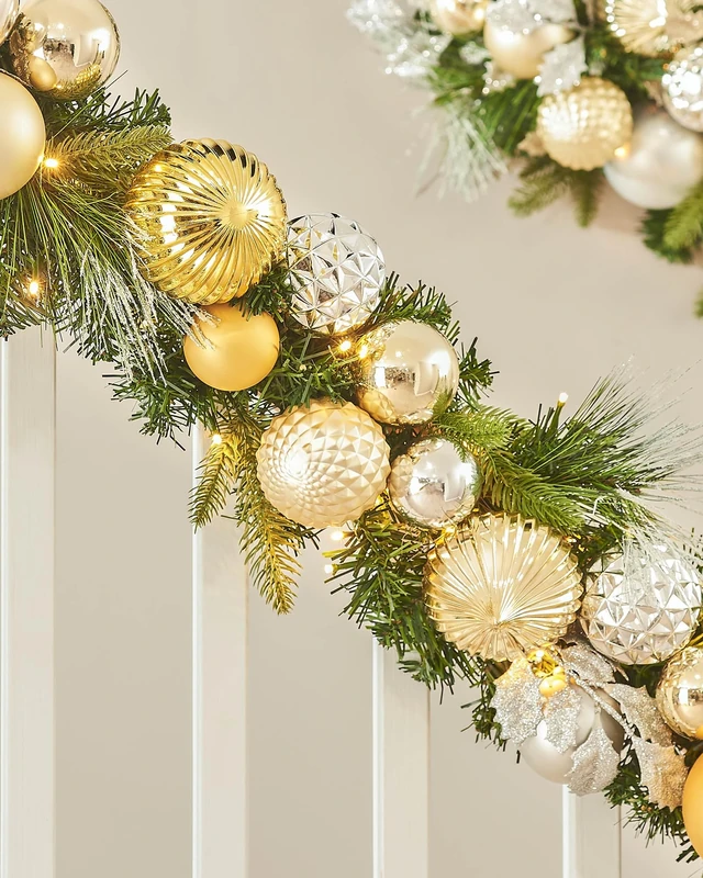 Pre-Lit Decorated Garland, Silver/Champagne/Gold