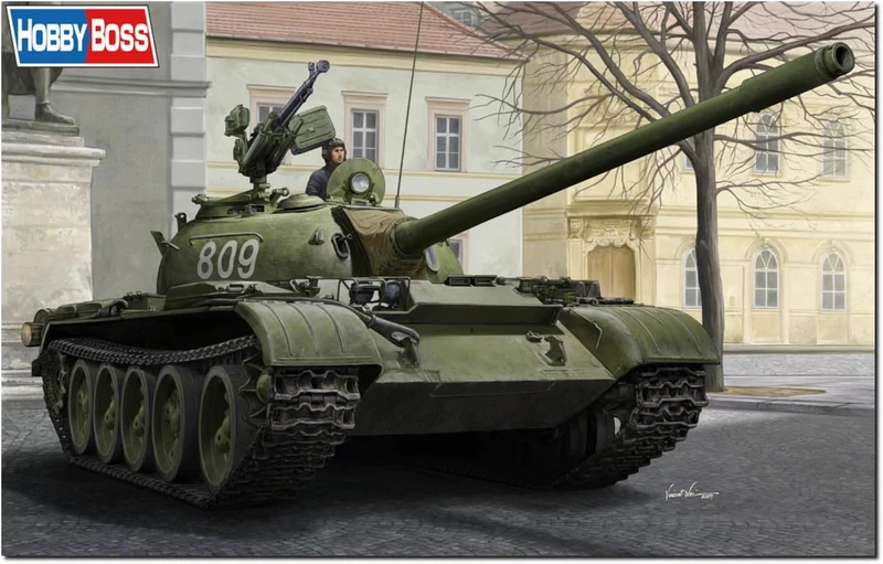 Hobbyboss 1:35 Soviet T-54 Medium Tank - Scale Model Kit