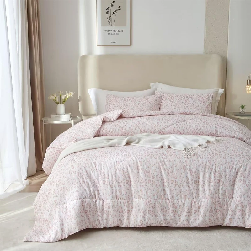 MKXI Luxury Comforter Set Leopard Print Full Size Comforter Set Animal Cheetah Pattern Pink White Floral Bed Comforter Cute Leopard Aesthetic Comforter Bedding Set for All Season