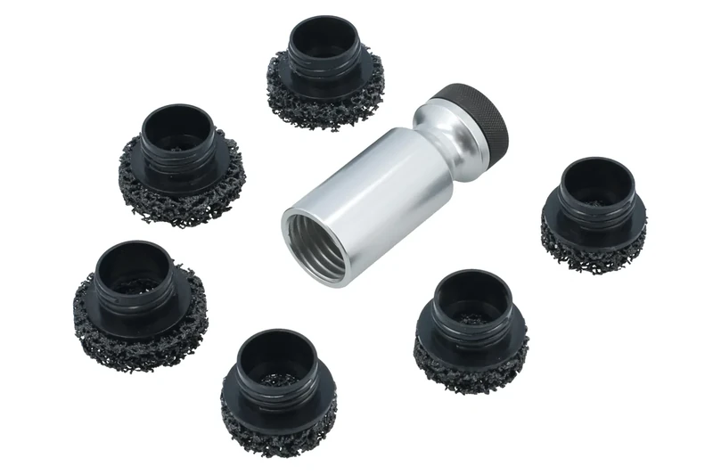 Laser 8908 Universal Stud & Hub Cleaning Kit 7pc