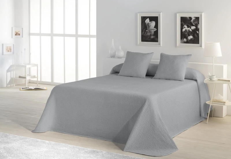 AlexandreHouse Colcha tejida + 2 fundas de cojín Banús colour Perla Cama de 180 cm - 100% cotton