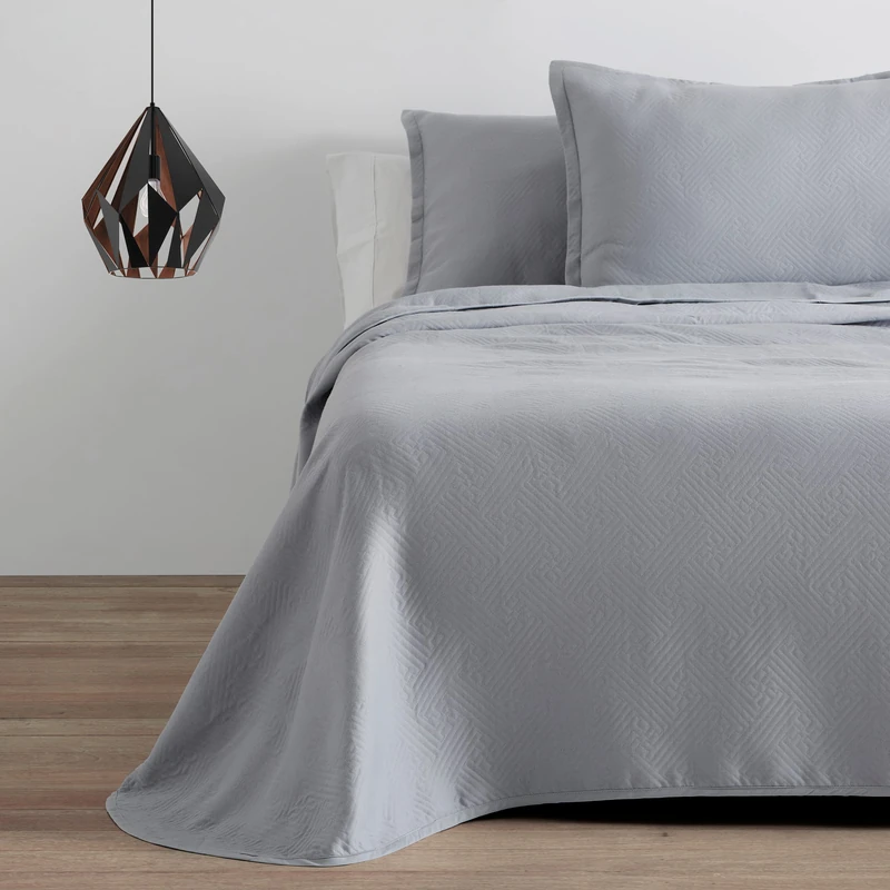 AlexandreHouse Colcha/Cubrecama de algodón reciclado Lines color Perla para cama de 150 cm. Incluye dos fundas de cojín