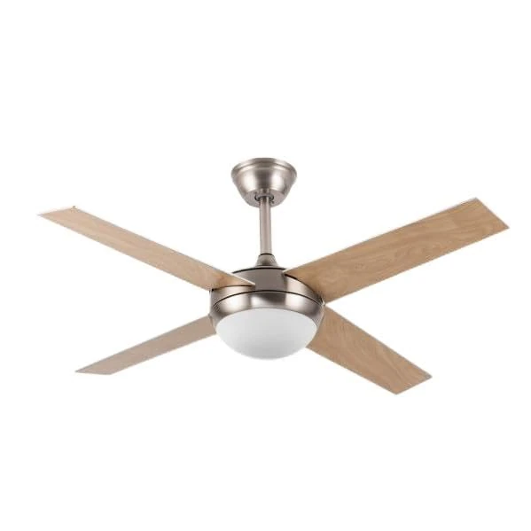 Brightium DC fan with 4 reversible blades, timer and remote control, ideal for cooling and improving air circulation in indoor spaces. - Image 1