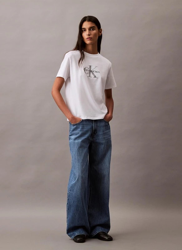 Calvin Klein Women’s Short Sleeve Round Neck Hero Classic Monologo T-Shirt, White (Brilliant White), L