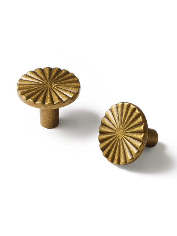 SORWDUERM 2 Pack Antique Brass Cabinet Knobs Copper Round Drawer Pulls Kitchen Cupboard Bathroom Dresser Cabinet Hardware Handles Zinc Alloy
