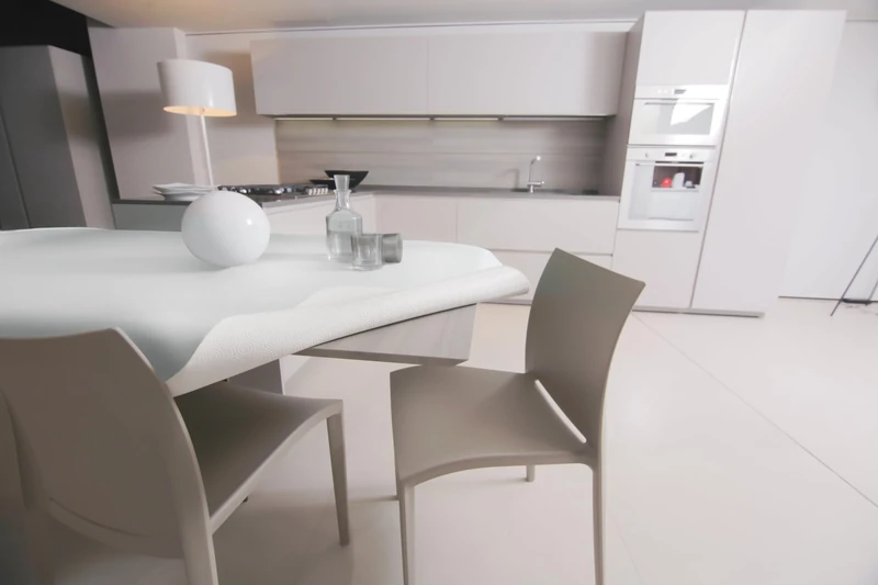GEMITEX Table Protector Made in Italy Anti-Slip, Shockproof, Double-Sided White/White, 140 x 300 cm, Furnishes and Protects Your Table from Shocks, Scratches and Liquids, Rifitino with Overlock Edge