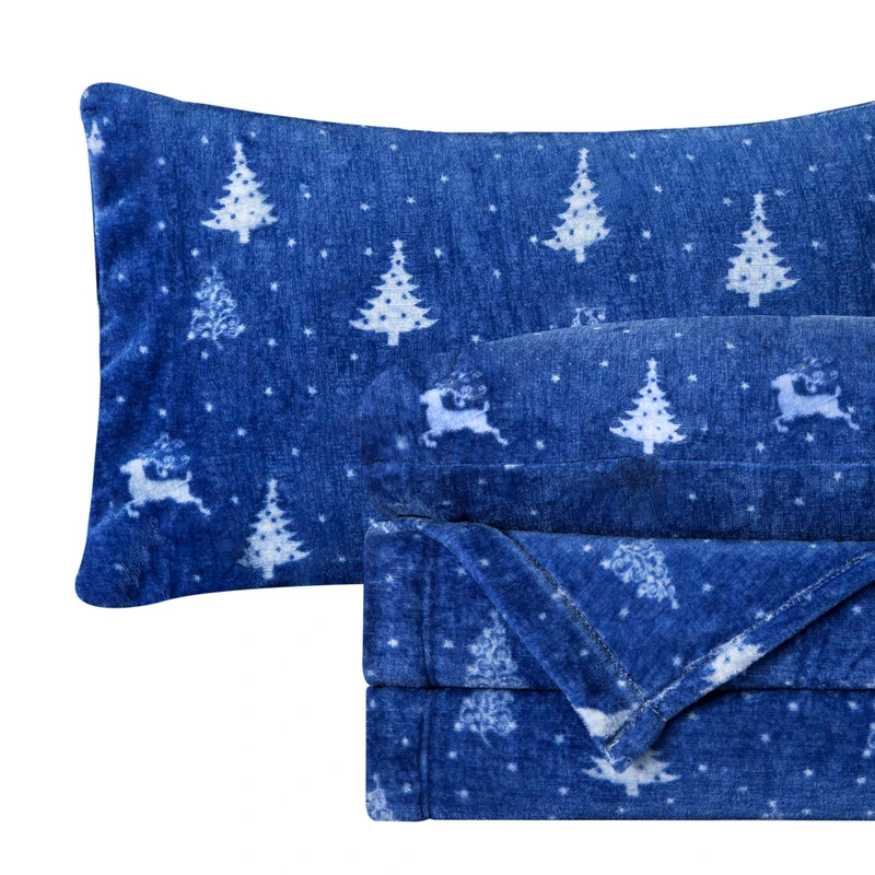 Elegant Comfort Luxuriously Soft 4-Piece Holiday Velvet Plush Flannel Sheet Set - Premium Quality - Cozy Warm, Christmas Fuzzy Velvet Flannel Fleece Deep Pocket Sheet Set -Queen, Arctic Blue Christmas