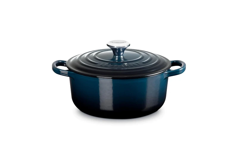 Le Creuset Signature Enamelled Cast Iron Round Casserole Dish With Lid, 20 cm, 2.4 Litres, Nuit