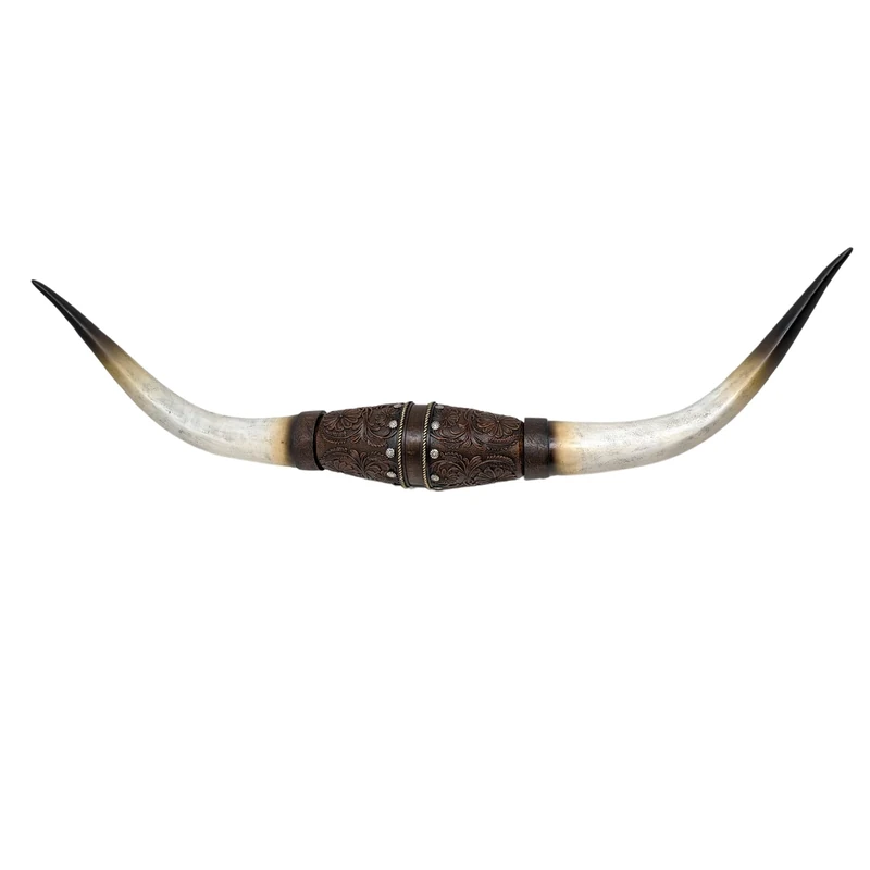 Faux Bull Longhorn Skull Wall Decor – Resin Sculpture with Tooled Leather-Style Floral Design – Rustic Steer Horns Wall Art for Western, Southwestern, Native American Decor – Great Gift Idea