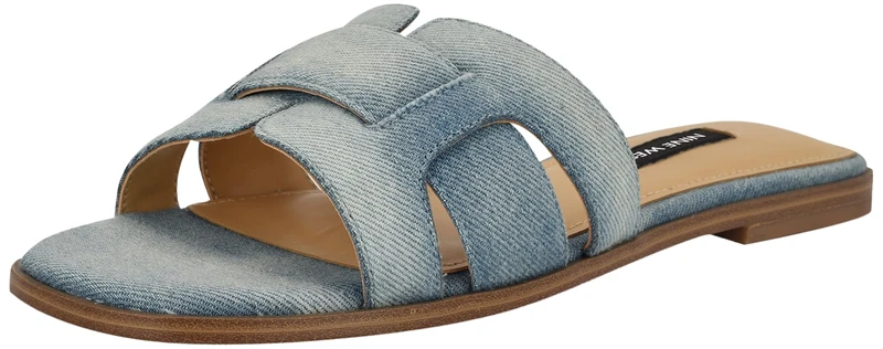 Nine West Women's Germani Flat Sandal, Light Blue Denim 450, 7 UK