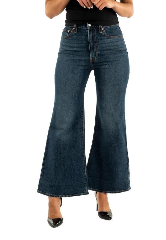 Levi's Ribcage Bells Romantic Story, Romantic Story, 33W x 32L