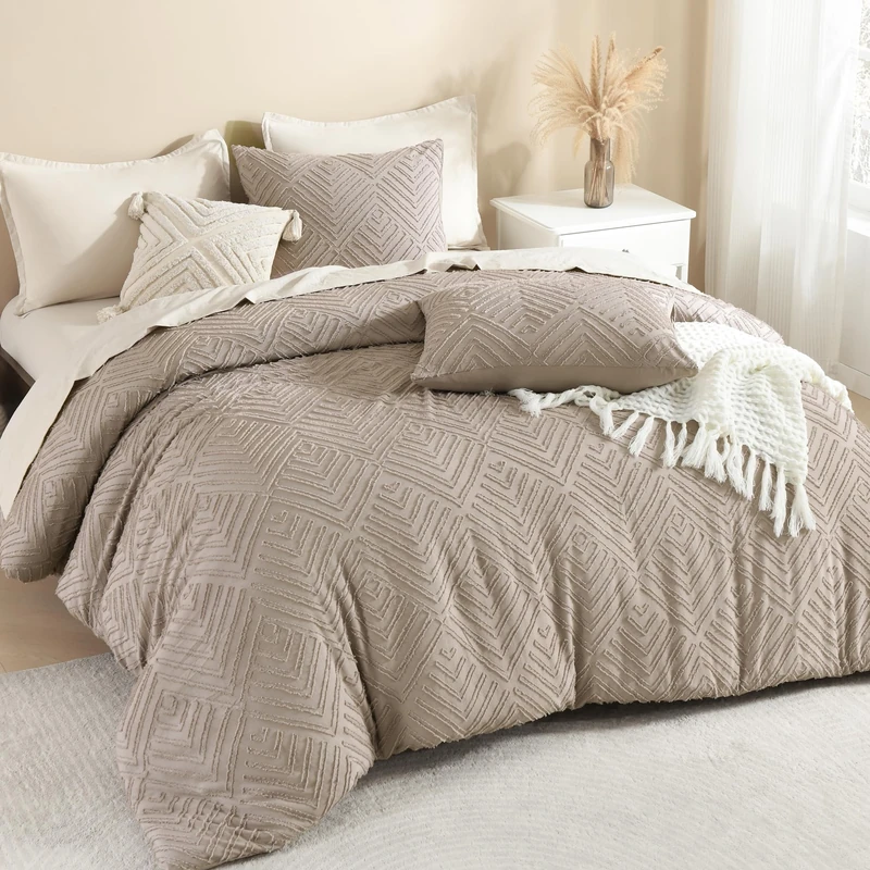 Litanika Oversized King Comforter Set, 3 Pcs Tufted Boho Bedding Set