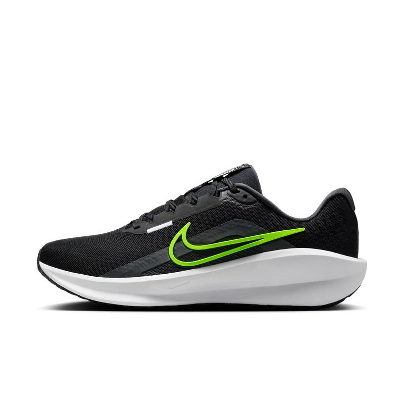 NIKE Downshifter 13 Sneaker - Image 1