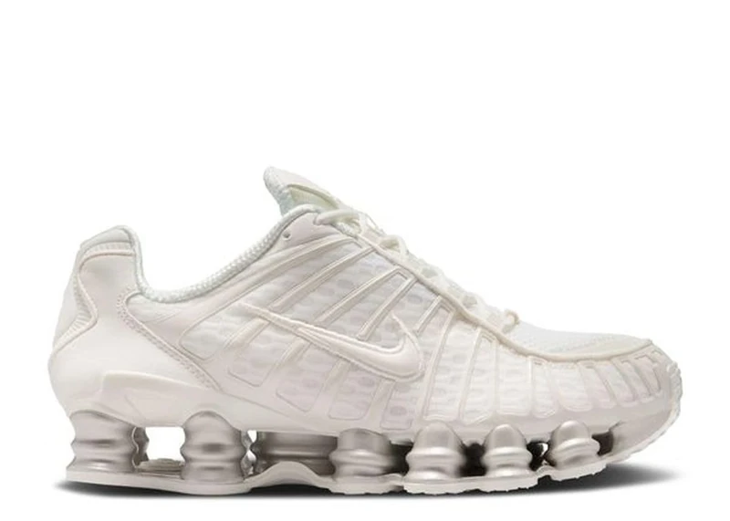 NIKE Women's Shox TL Sneaker, White Sail, 5.5 UK
