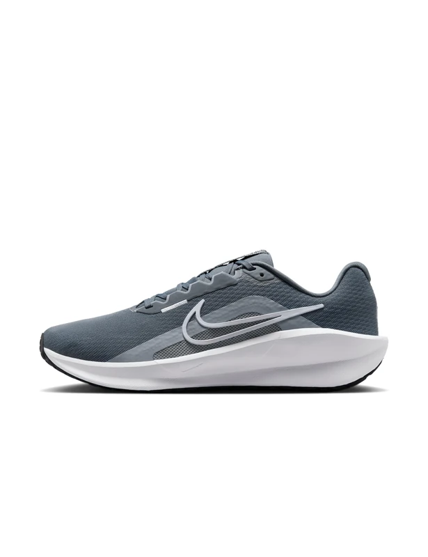 NIKE Downshifter 13 Sneaker