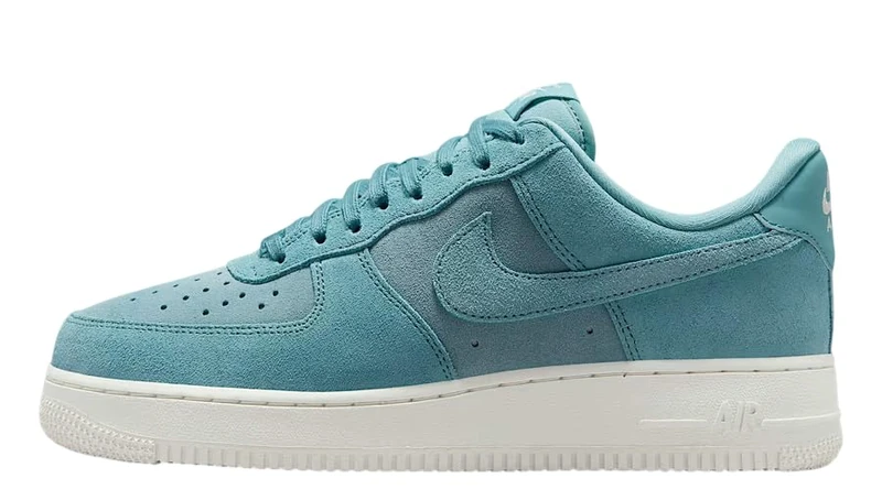 NIKE Men's Air Force 1 '07 Sneaker, Turq Denim Turq Sail Denim, 6 UK - Image 1