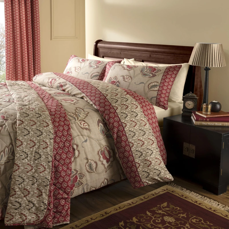 Catherine Lansfield Kashmir Duvet Cover Set 240 x 220 + 60 x 70 (2)