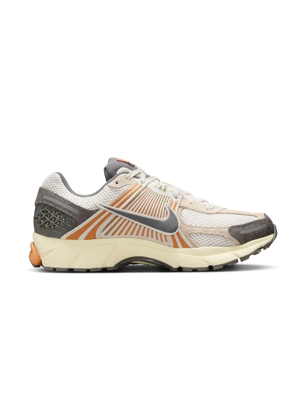 NIKE IB7469-030 Zoom Vomero 5 Men Phantom/Flat Pewter-Copper Moon UK 7