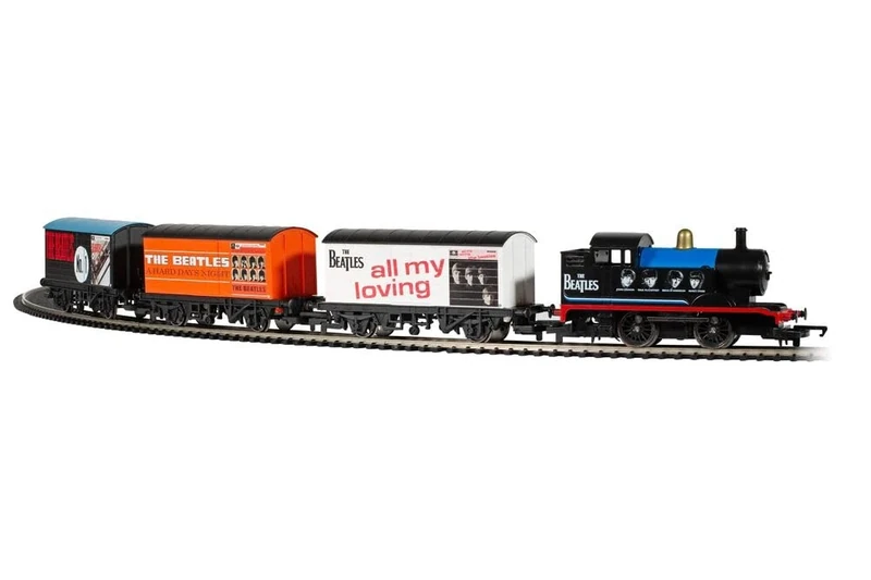 Hornby Steam Train - R30258 The Beatles, The Liverpool Connection EP Collection Side B Train Pack - Limited Edition 00 Gauge Locomotives, Engine Models for Adults - 1:76 Scale Model Gift