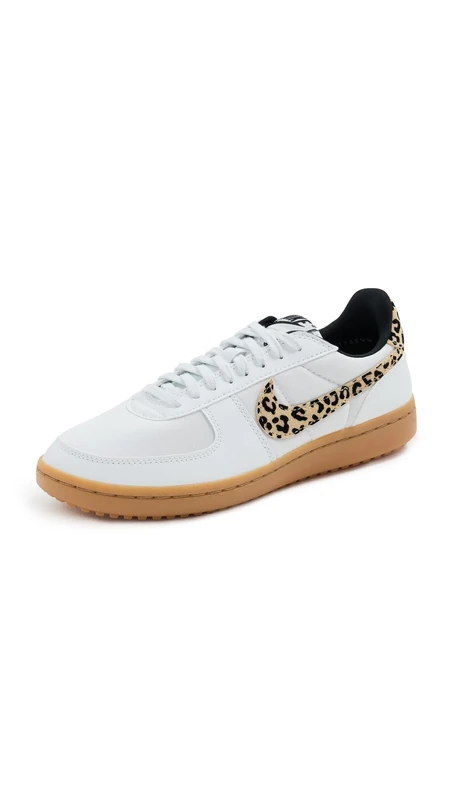 NIKE Women's WMNS Field General SE Sneaker, Off White Sesame Gum Light Brown Black, 7 UK