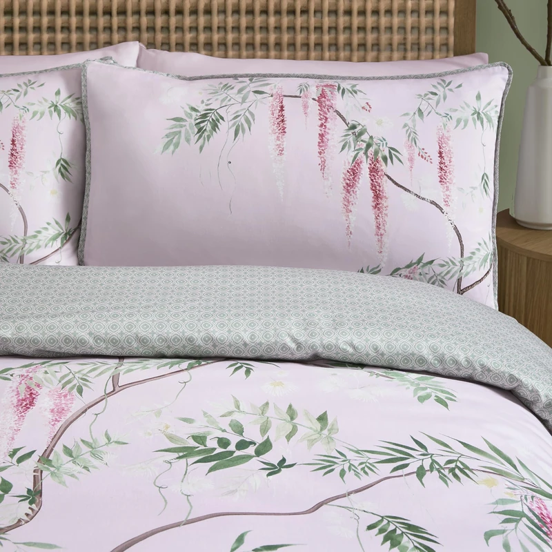 SOIREE - Luxury Pink Wisteria Duvet Cover - Double Bedding Size (200 x 200cm) - Soft 100% Cotton Sateen - 200 Thread Count - 2x Pillowcases - Reversible (2 Designs) - Piped Edge - Pink Bedding