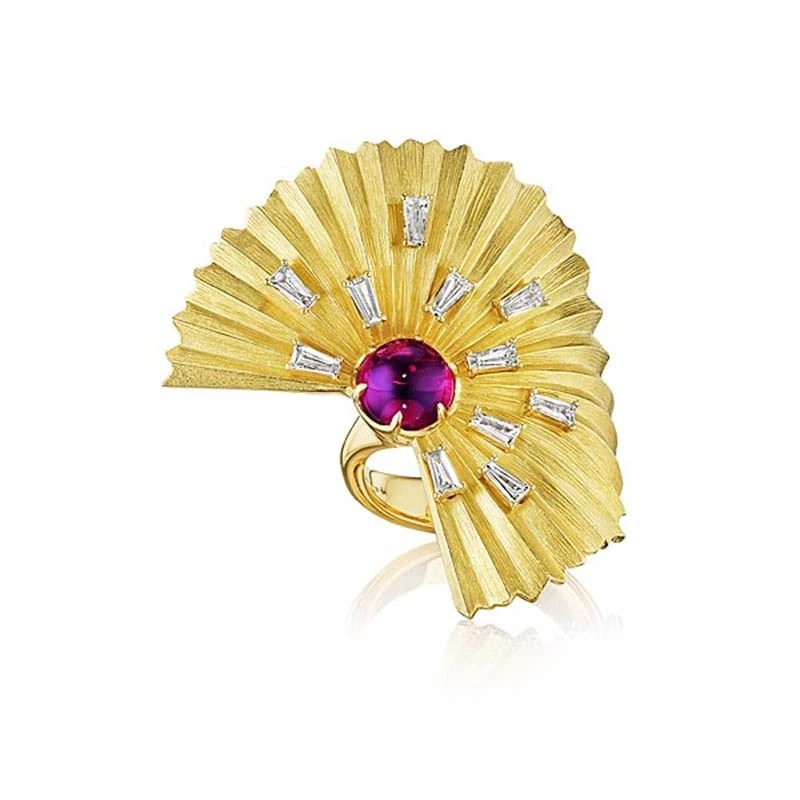 Hueb,18k Bahia Yellow Gold Ring With 1.04 Cts Vs-Gh Diamonds And Rhodolite,7