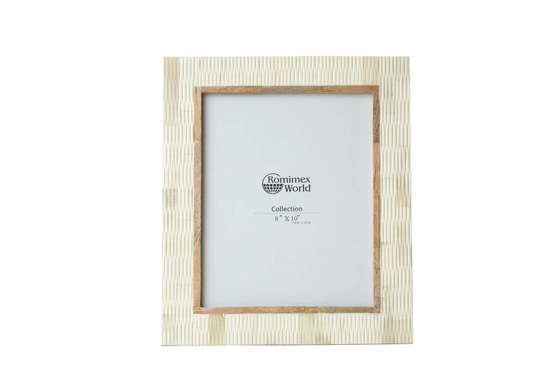 MADERA/HUESO TALLADO Photo Frame - Image 1