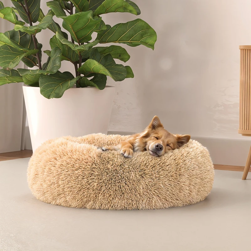 Italian Bed Linen Dreams Soft Vanilla Dog Bed for Cats and Dogs, 50 x 50 cm