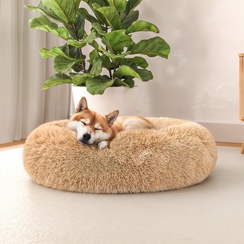 Italian Bed Linen Dreams Soft Vanilla Pet Bed for Dogs and Cats, 60 x 60 cm - Image 1