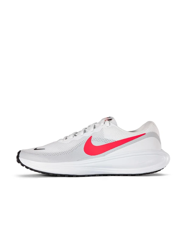 NIKE Revolution 8 Sneaker