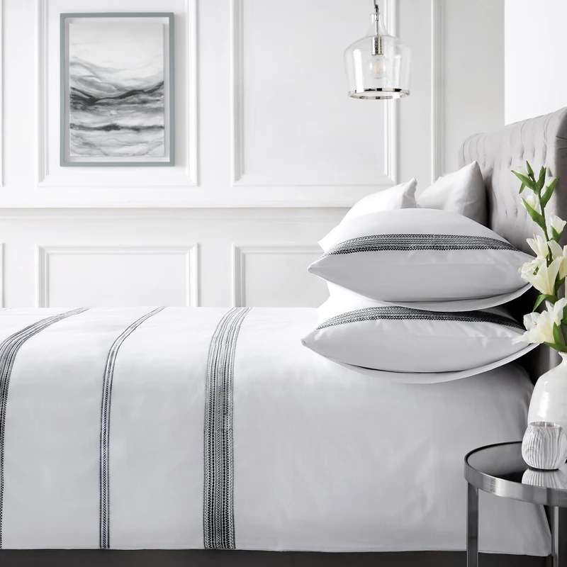 Appletree White Embroidered Duvet Cover Set – King Size (230 x 220cm) – 100% Cotton 200 Thread Count Bedding – 2 Pillowcases – Hotel-Style Linen with Black Stitch Detail
