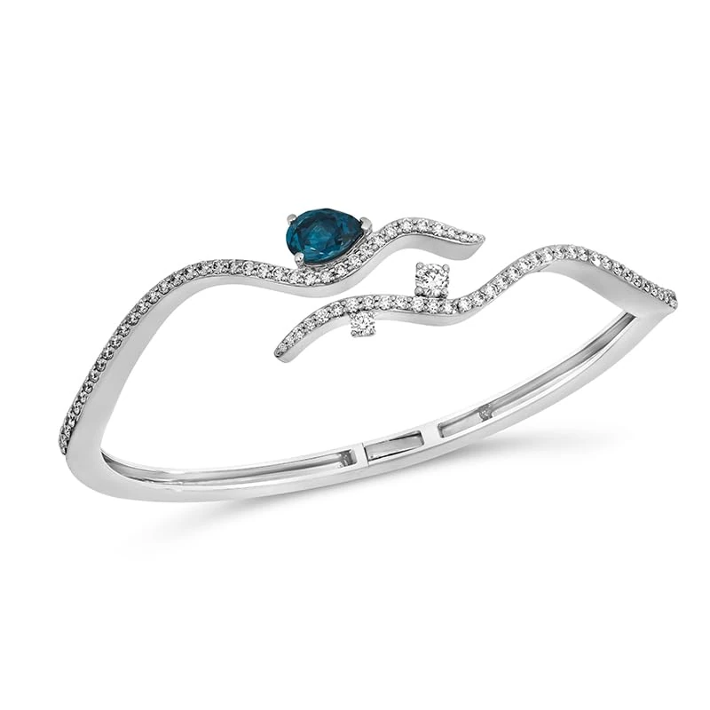 Hueb,18k Mirage White Gold Bracelet/bangle With 1.32 Cts Vs-Gh Diamonds And Topaz,SMALL