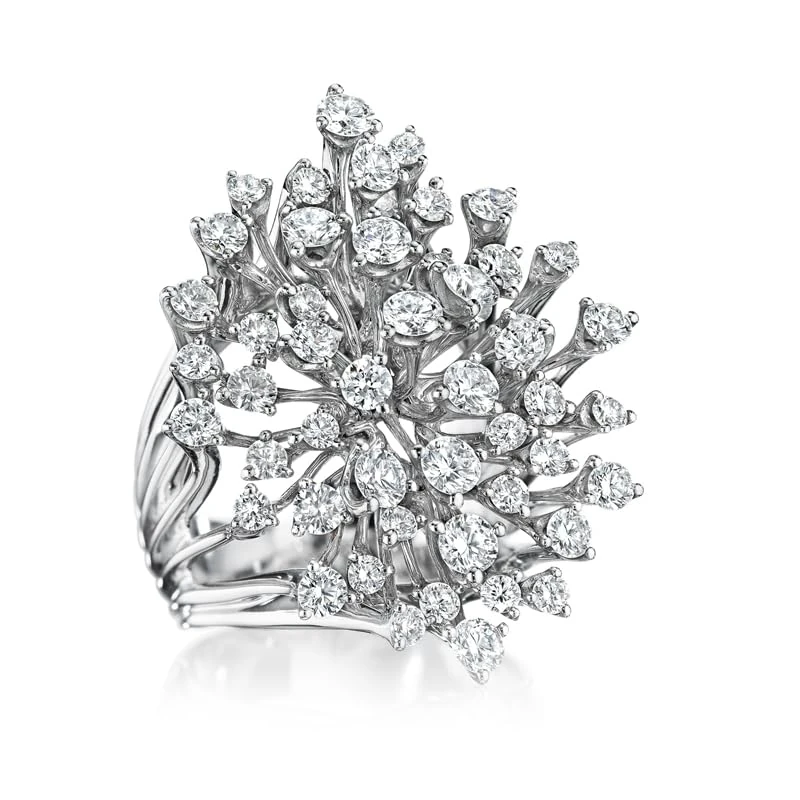 Hueb,18k Luminus White Gold Ring With 3.04 Cts Vs-Gh Diamonds,7