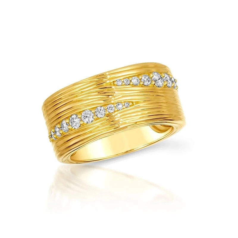Hueb,18k Amazonia (buriti) Yellow Gold Ring With 0.51 Cts Vs-Gh Diamonds,7