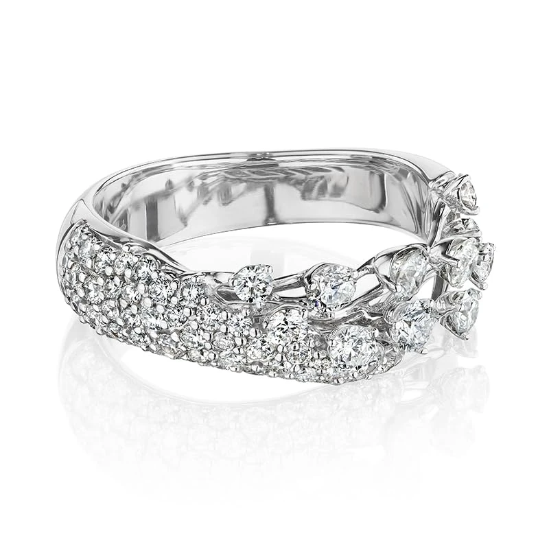 Hueb,18k Luminus White Gold Ring With 1.15 Cts Vs-Gh Diamonds,7