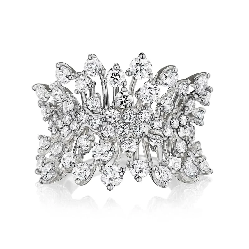Hueb,18k Luminus White Gold Ring With 3.26 Cts Vs-Gh Diamonds,7