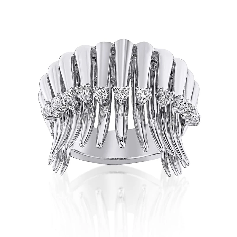 Hueb,18k Tribal White Gold Ring With 0.40 Cts Vs-Gh Diamonds,7