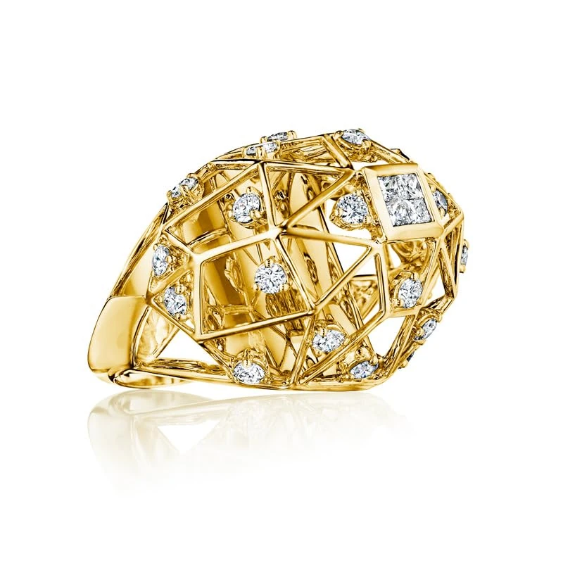 Hueb,18k Estelar Yellow Gold Ring With 0.90 Cts Vs-Gh Diamonds,6.5