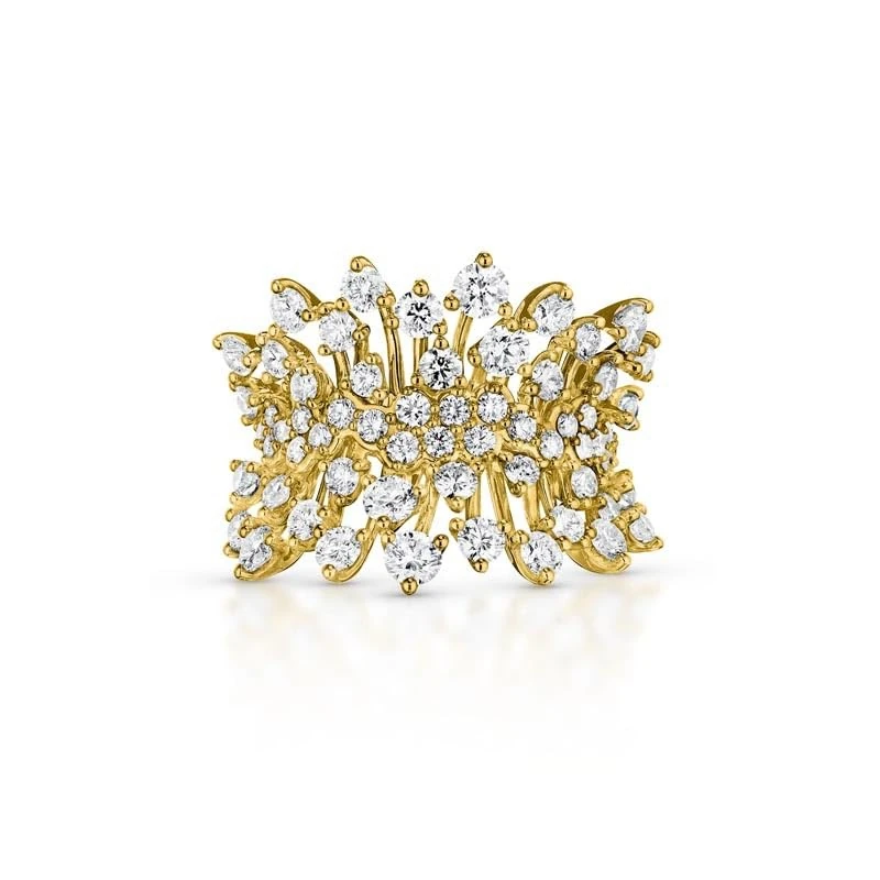 Hueb,18k Luminus Yellow Gold Ring With 3.39 Cts Vs-Gh Diamonds,7