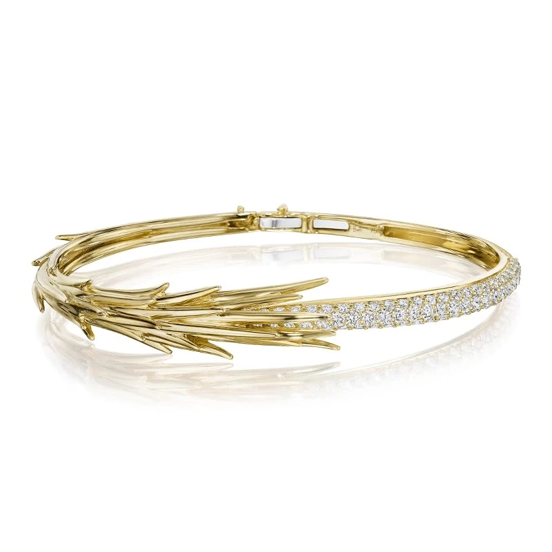 Hueb,18k Tribal Yellow Gold Bracelet/bangle With 1.33 Cts Vs-Gh Diamonds,6"