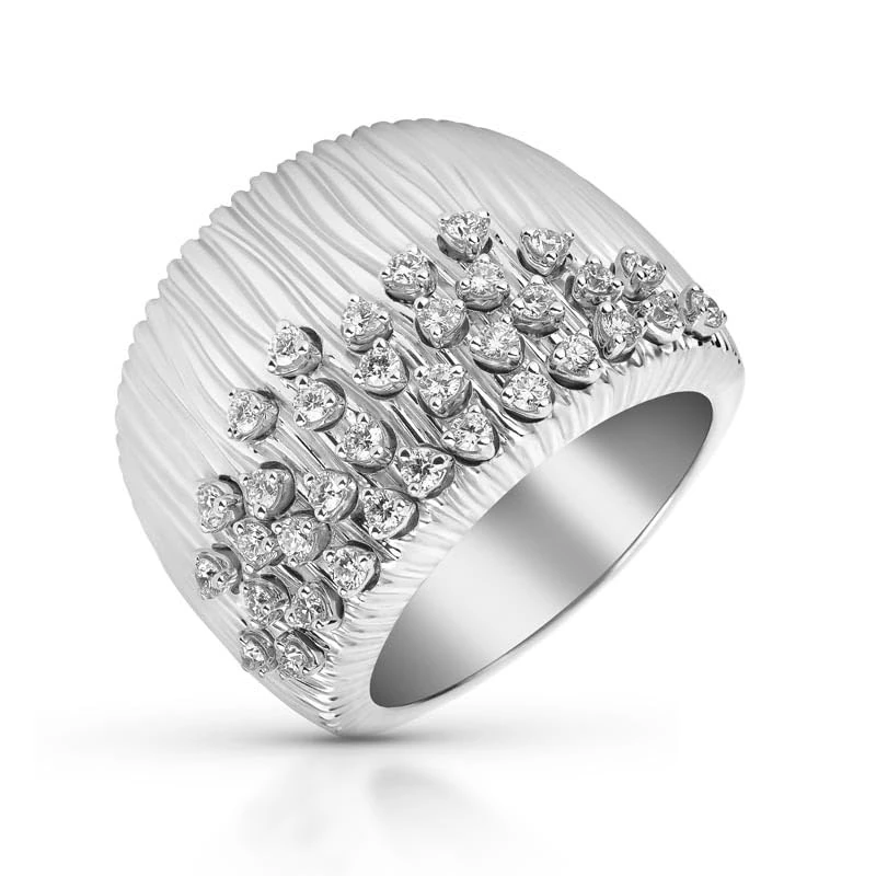 Hueb,18k Bahia White Gold Ring With 0.61 Cts Vs-Gh Diamonds,8